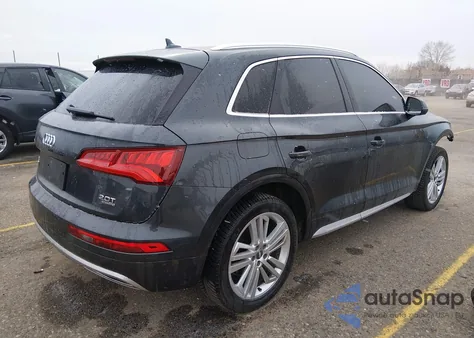 2018 Audi Q5 2.0T Premium/2.0T Tech Premium z USA, uszkodzony, nr VIN WA1BNAFY0J2067873